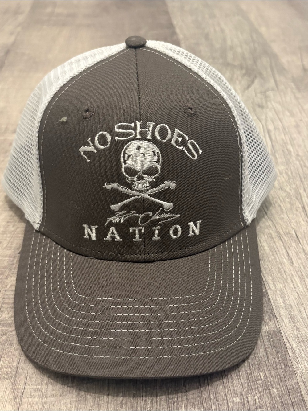 Kenny Chesney No Shoes Nation Trucker Hat Gray White Mesh Snapback Swag Gear